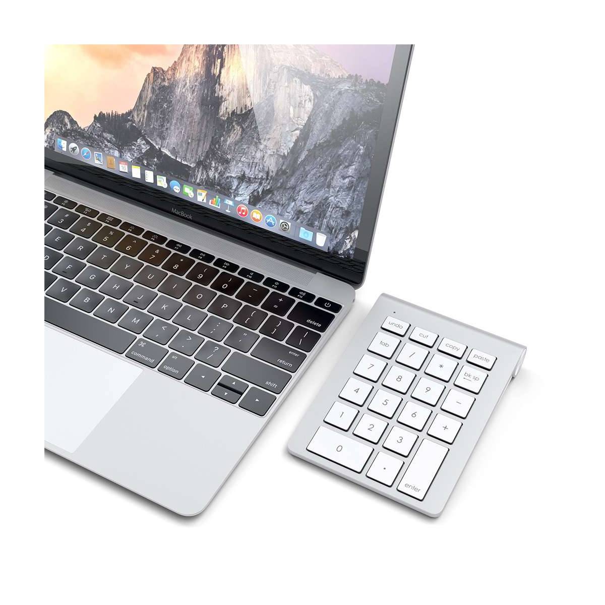 Satechi trådløst tastatur med kopierlim inn knappene Satechi trådløst tastatur med kopierlim inn knappene